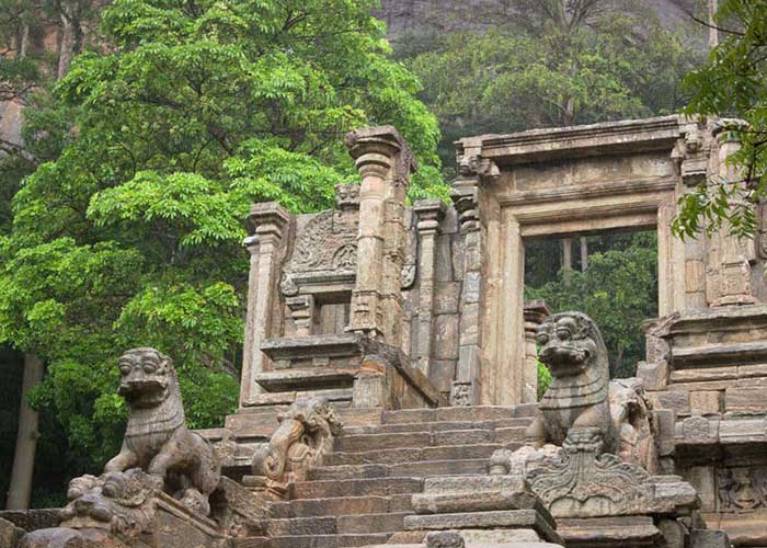 Ornate stone staircase and carved stone lions of the Yapahuwa Rock Fortress, a 13th-century medieval capital